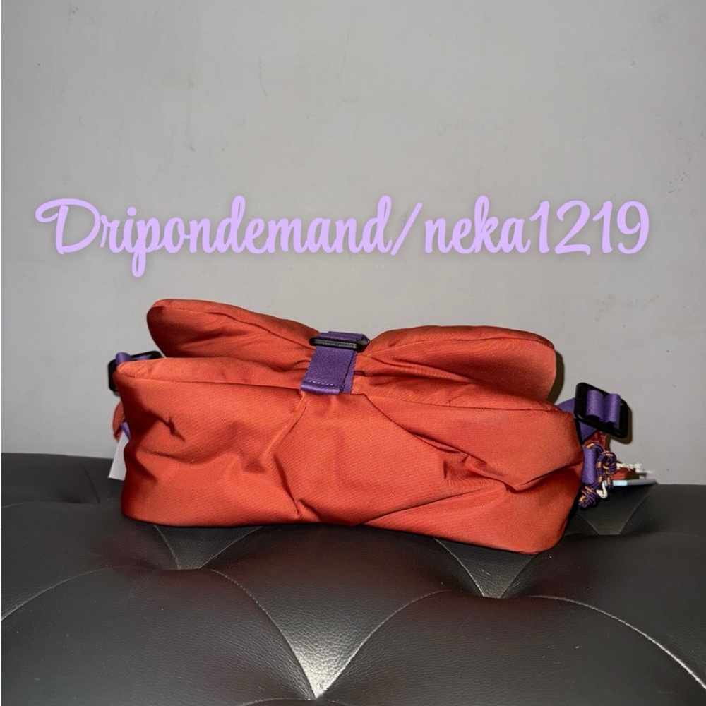 Coachtopia Loop Puffy Wavy Dinky Bag - Picture 6 of 9